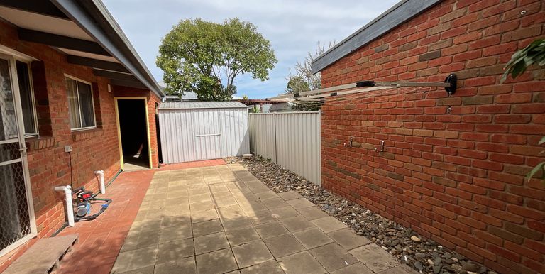 2A Lewis Street, Euroa