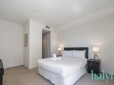 2304 / 237 Adelaide Terrace, Perth
