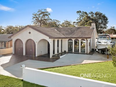 15 Yuroka Crescent, St Georges Basin