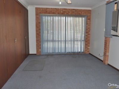 33 Chifley Drive, Dubbo