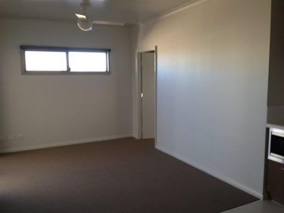 10 Mullamulla Street, Newman