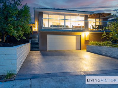 9 Terang Avenue, Burwood East