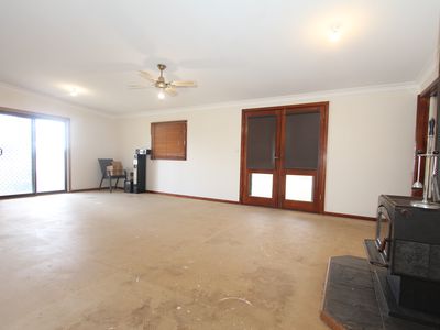 92 Rayma Road, Moormbool West