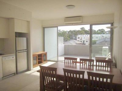 2 / 76 Anzac Parade, Kensington