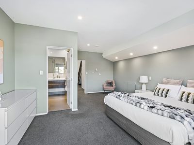 17 Noumea Place, Mairangi Bay