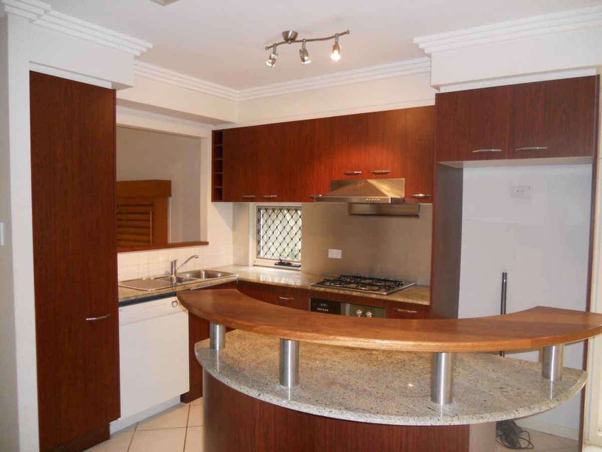 1 / 11 Indooroopilly Road, Taringa