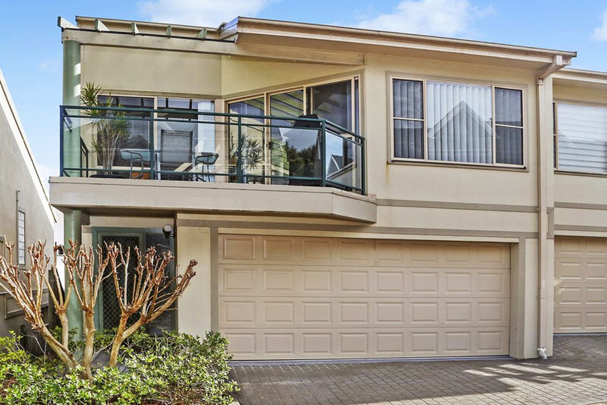 19 / 4 Karla Avenue, Terrigal