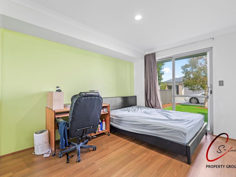 10 Firefly Street, Piara Waters