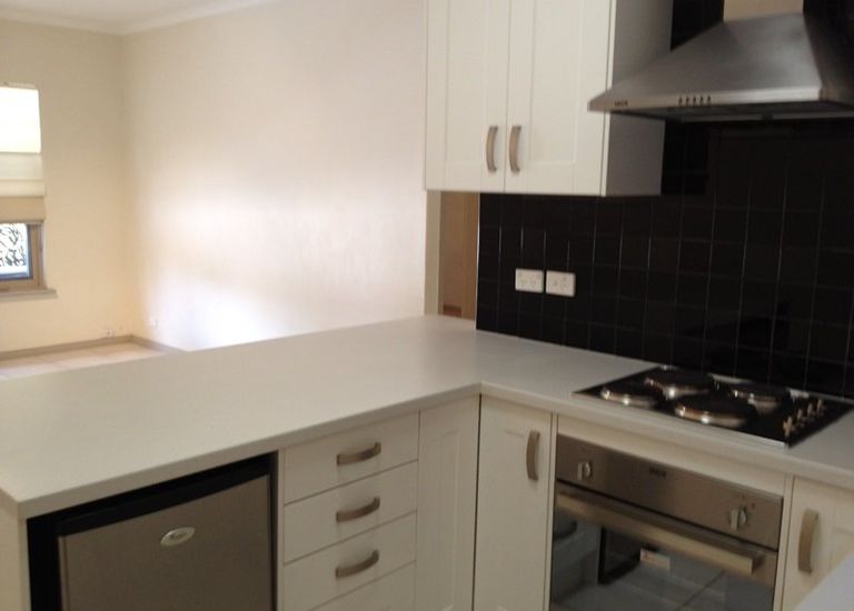 9 / 4 Keen Avenue, Glenelg East