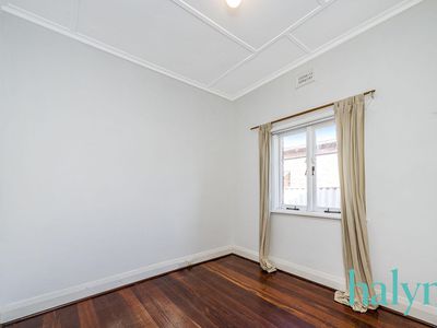 64 London Street, North Perth
