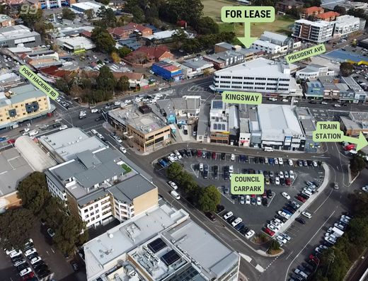 Small, Neat & Cheap!