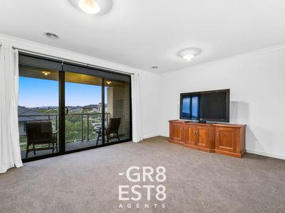 51 AQUATIC DRIVE, Cranbourne West