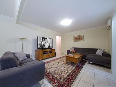 8 Macchion Cl, Wakerley
