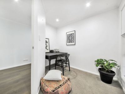 9 Baychester Place, Wakerley