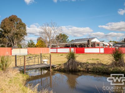 9 Short Street, Deepwater