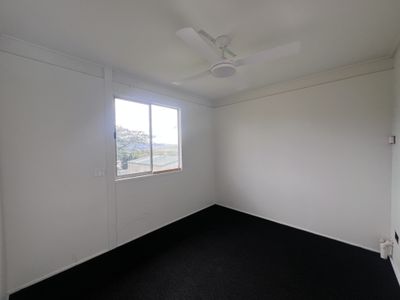 7 Twelfth Avenue, Atherton