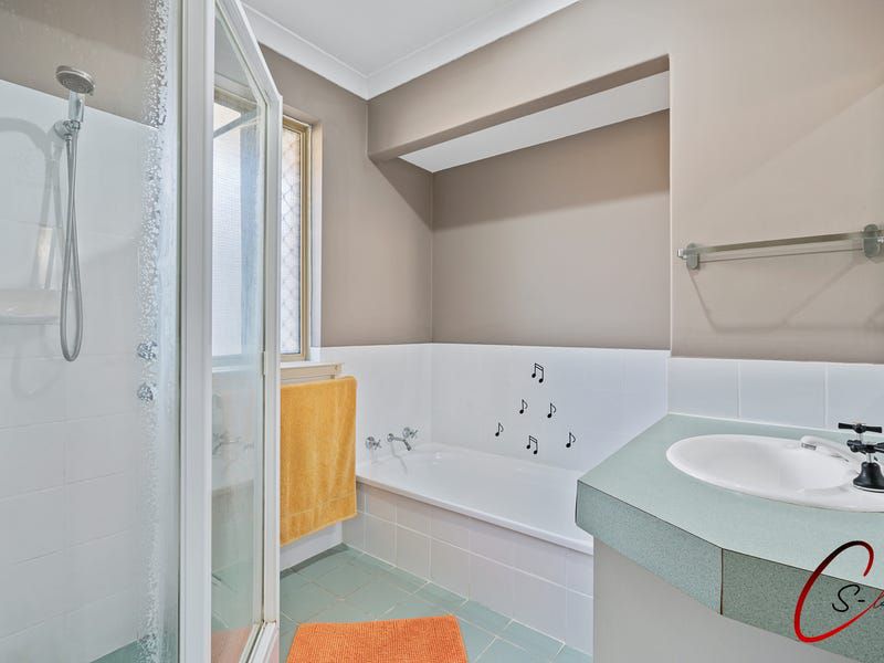 3 Larkspur Place, Thornlie