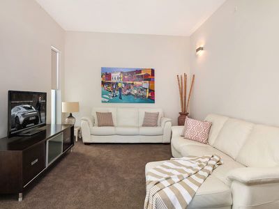 15 Oak Court, Minyama