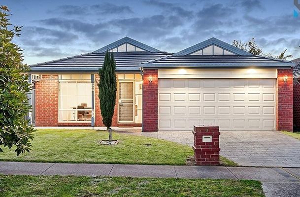13 Foxglove Lane, Craigieburn