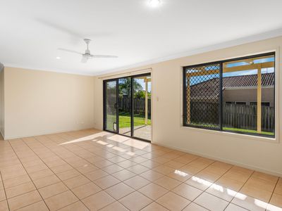 69 Billinghurst Crescent, Upper Coomera