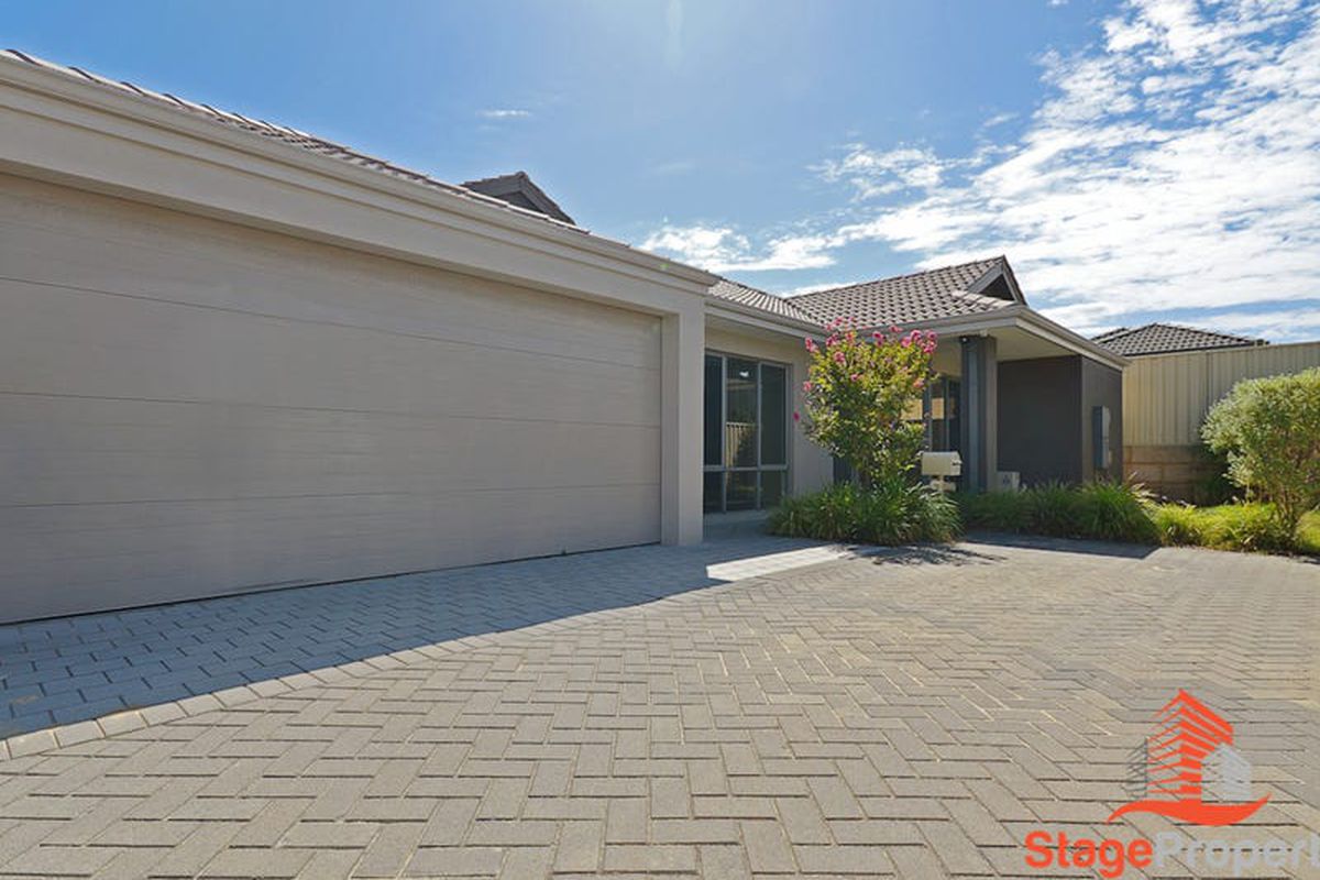 2 / 8 Classic Rise, Pearsall
