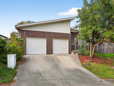 17 Folkes Close, Bellbird Park