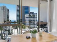 10 / 20 Orchid Avenue, Surfers Paradise