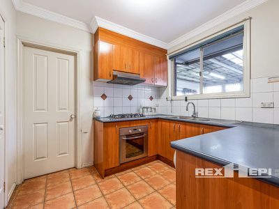 36 Strabane Way, Hampton Park