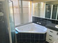 19 Indica Crescent, Regents Park