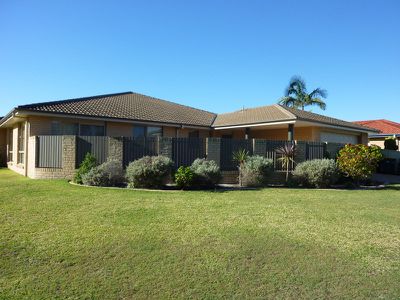 2 / 37 Amanda Crescent, Forster