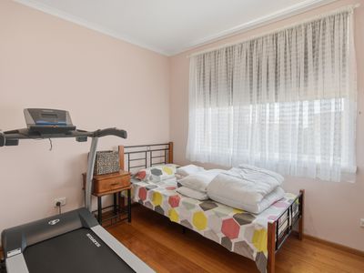 10 Archer Crescent, George Town