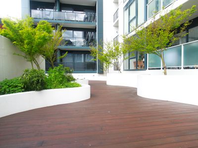 411 / 30-34 Bray Street, South Yarra