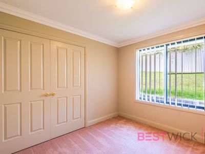 19 Hurley Close, Llanarth