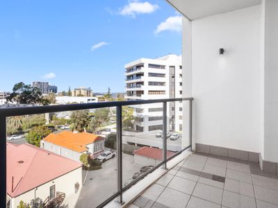14 / 19 Bowman Street, South Perth