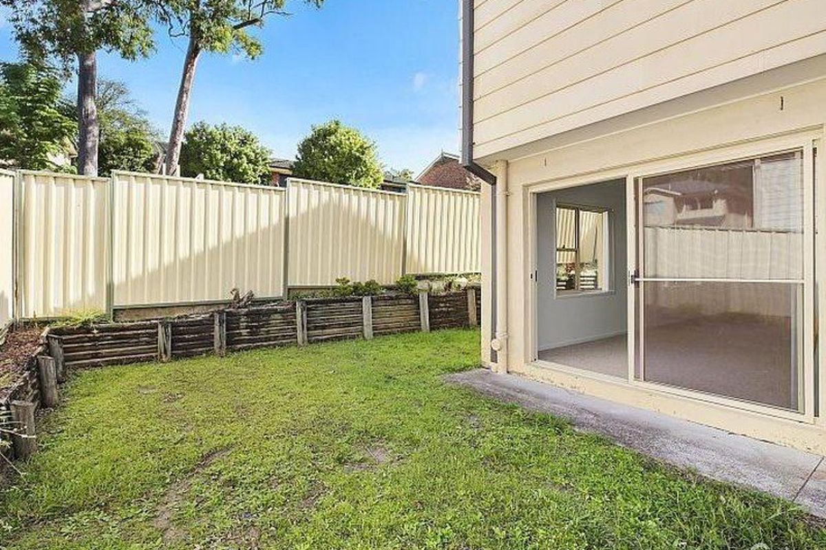 4 / 7 Jennie Cox Close, Erina