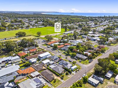 18 Belbowrie Street, Canton Beach
