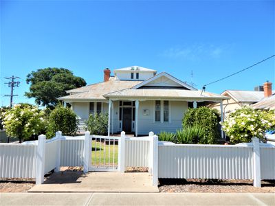 2 Muir Avenue, Kerang