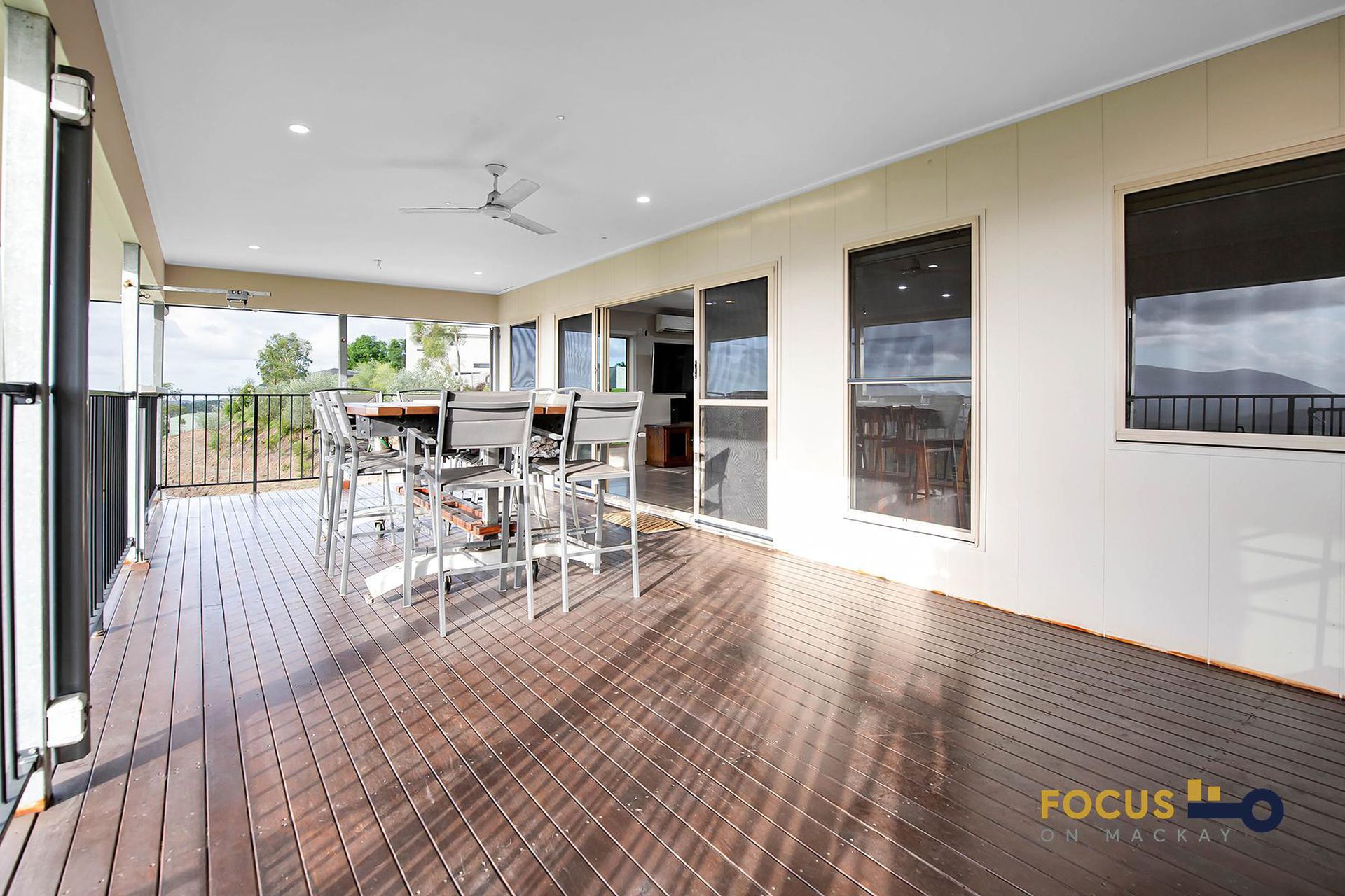 148 Ian Reddacliff Drive, The Leap