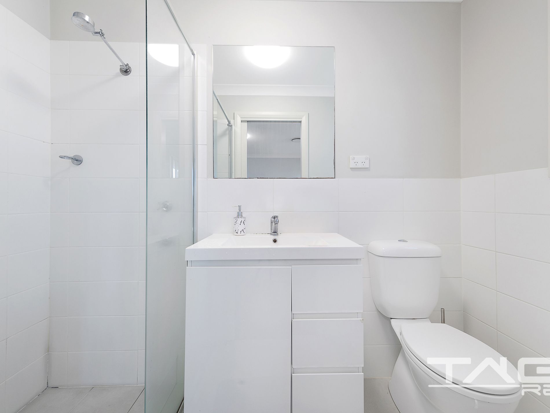1/49 Canberra Street, Oxley Park