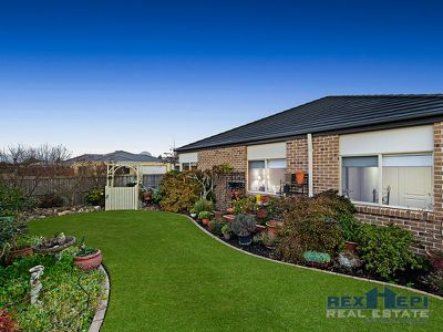 48 Mountainview Boulevard, Cranbourne North