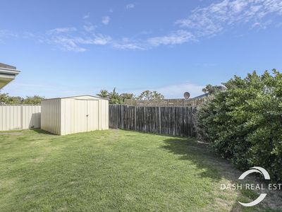 28 Watkins Loop, Tapping