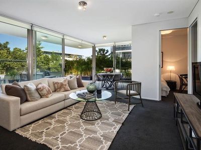 1604 / 2 Sterling  Cct, Camperdown