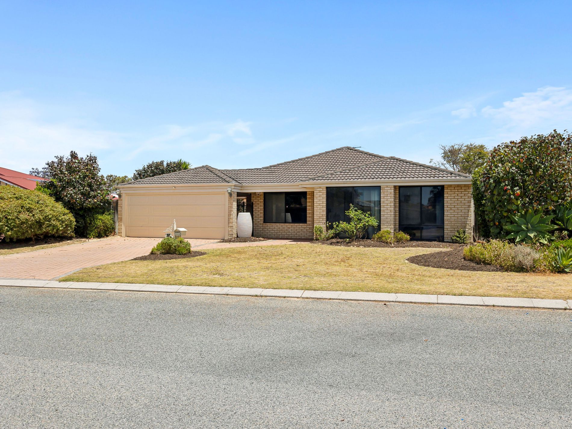 37 Star Bush Crescent, Ellenbrook