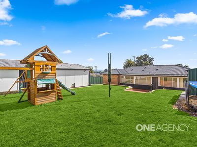 18 Macquarie Street, Albion Park