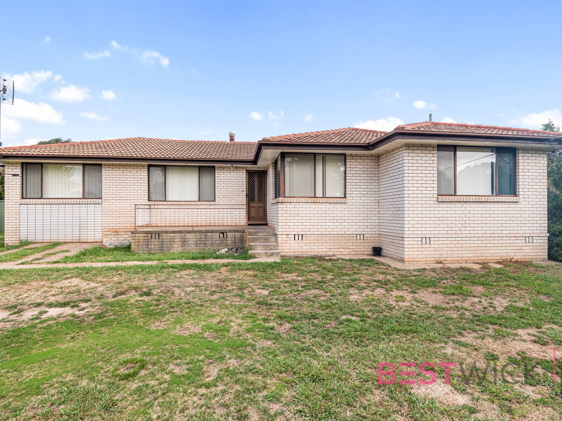 24 Mount Errol Street, Blayney