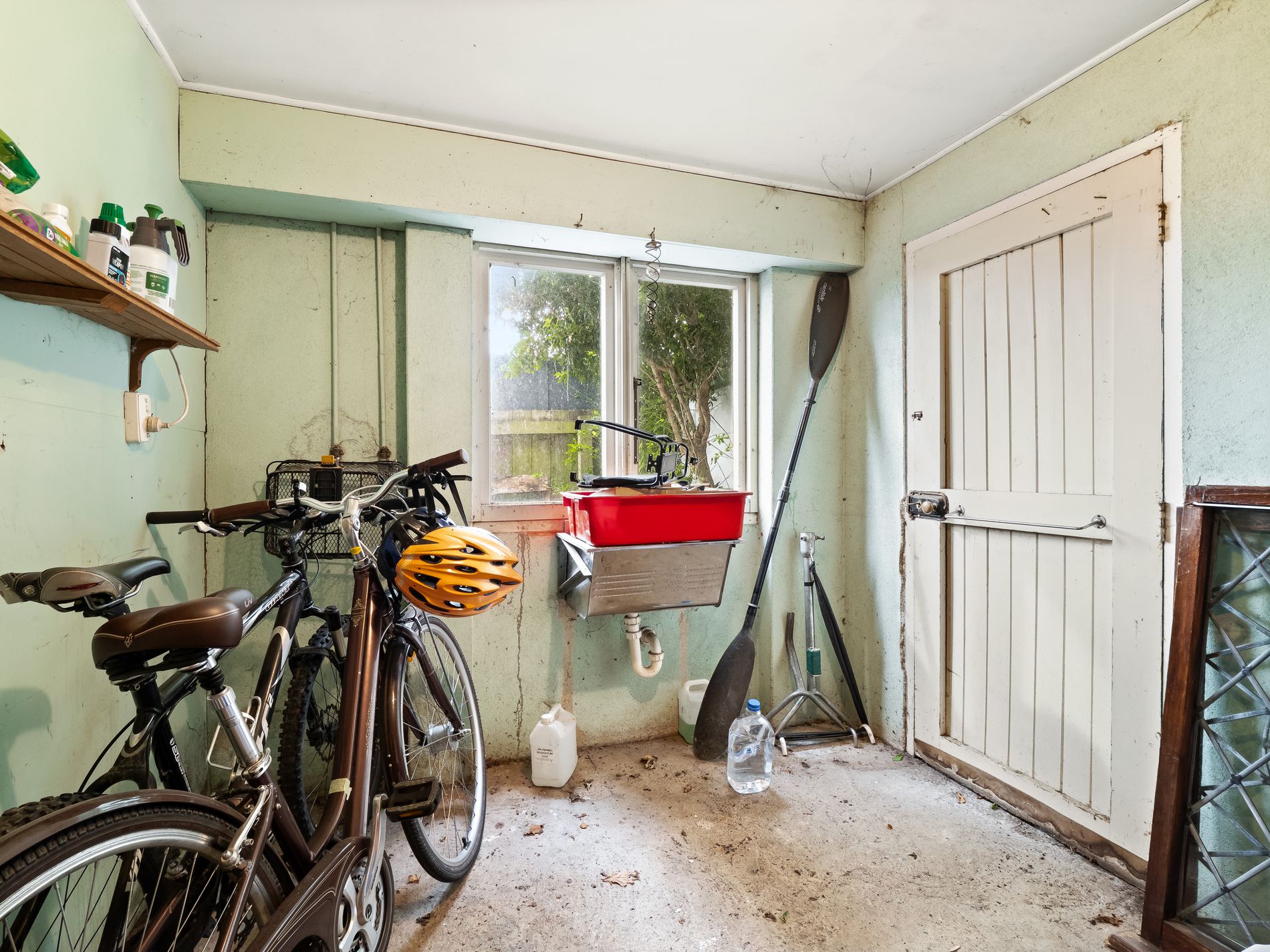 15 Middleton Road, Kew