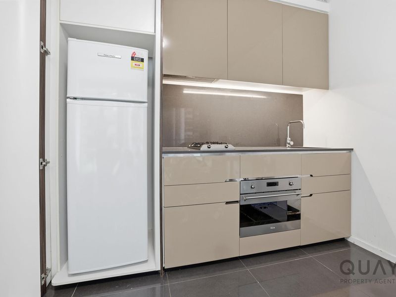 W509 / 2 Chippendale Way, Chippendale