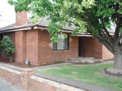 37 Duncans Road, Werribee