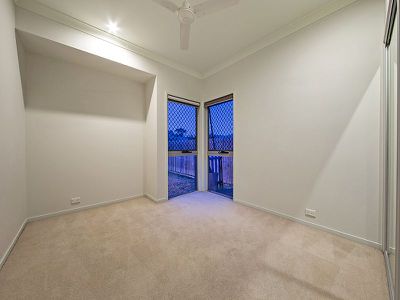15 Watervale Pde, Wakerley