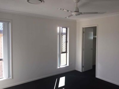 15 / 300 Redbank Plains Road, Bellbird Park